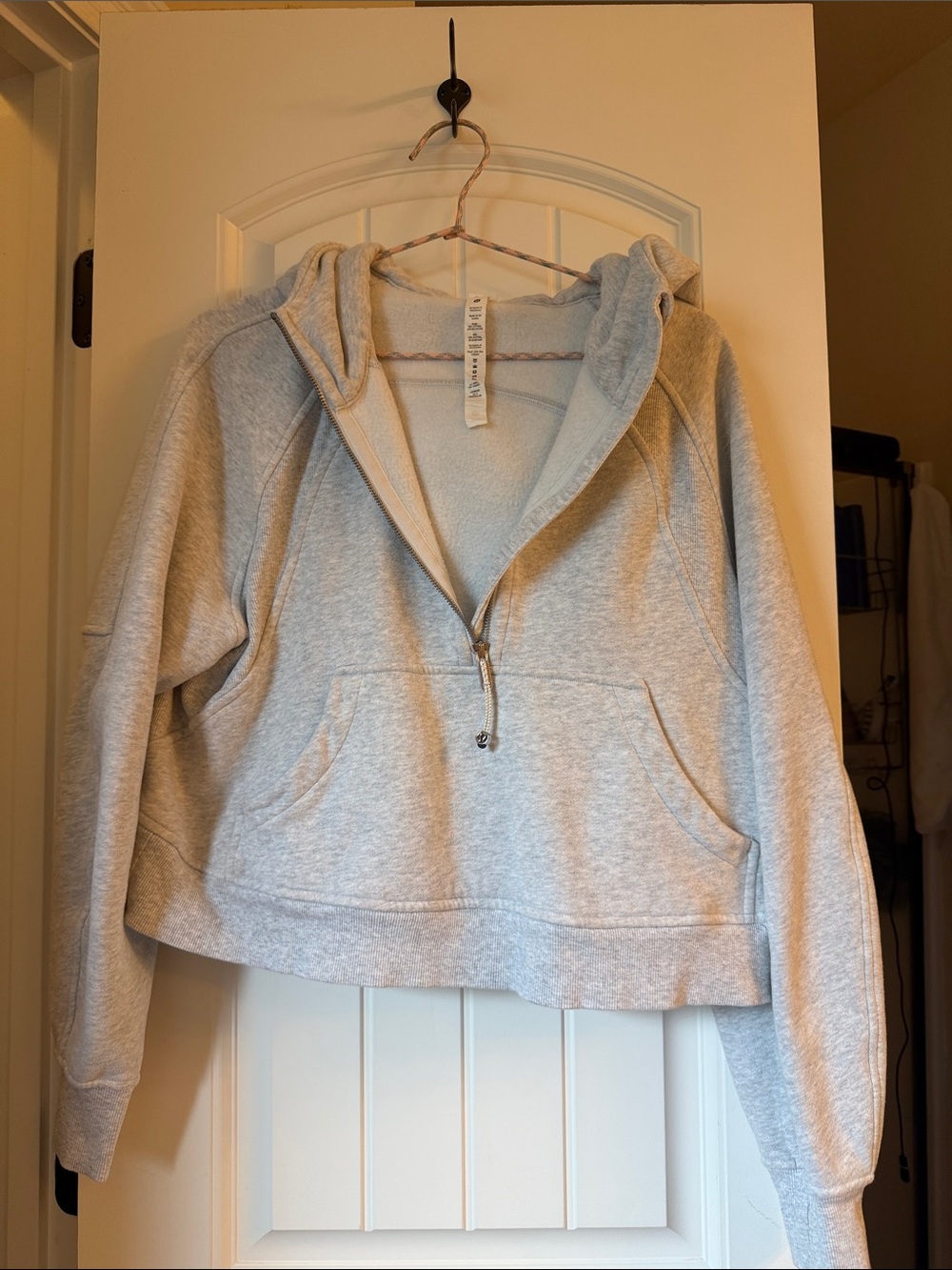 lululemon athletica Light Gray Scuba half zip - size M/L